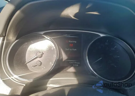 2016 Nissan Rogue S z USA, uszkodzony, nr VIN 5N1AT2MT8GC738404